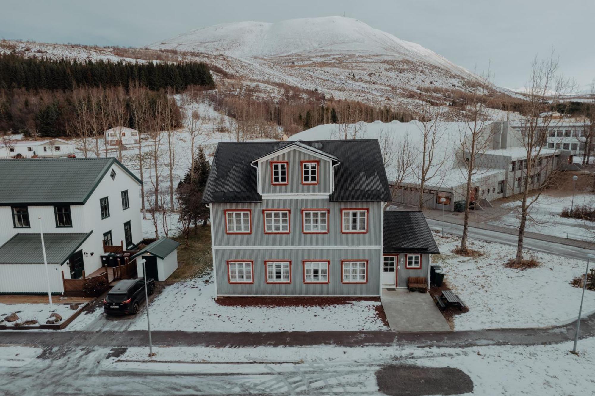 Gamli Skolinn Húsavík Extérieur photo